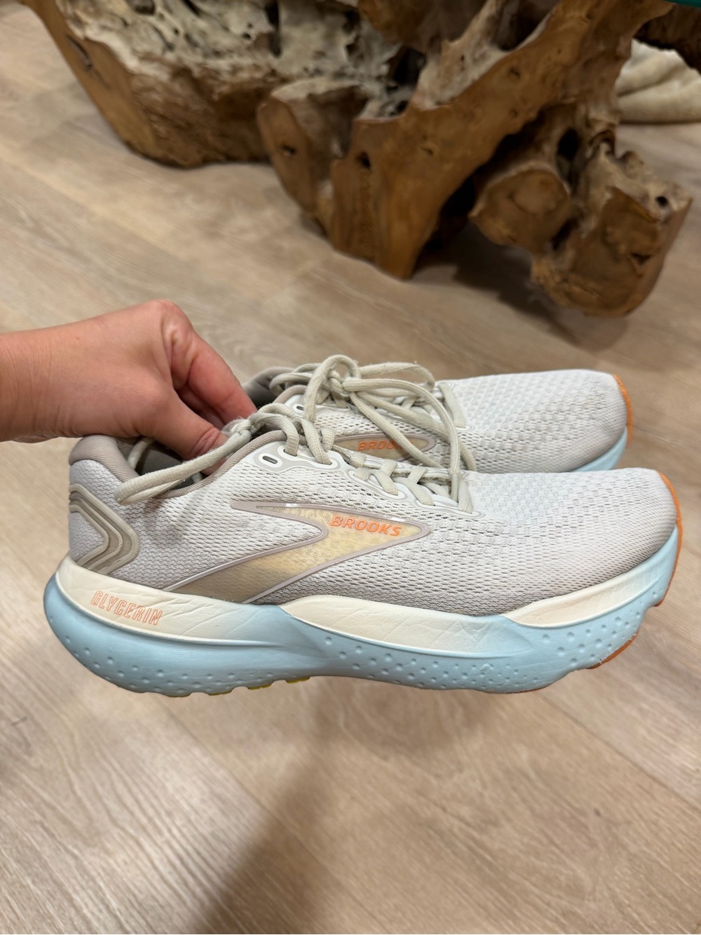 Brooks Glycerin 21 running shoes